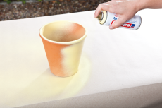 edding 5200 Permanentspray Premium Acryllack pastellgelb matt