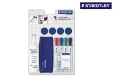 STAEDTLER Whiteboard-Set Lumocolor, praktische Grundausstattung für Whiteboards mit Marker, Wischer, Reinigungsspray und Haftmagneten, hohe Qualität Made in Germany, 613 S