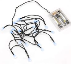 Konstsmide 1491-407 20er LED Globelichterkette mit blauen Dioden für den Innenbereich - 6h Timer, Batteriebetrieb